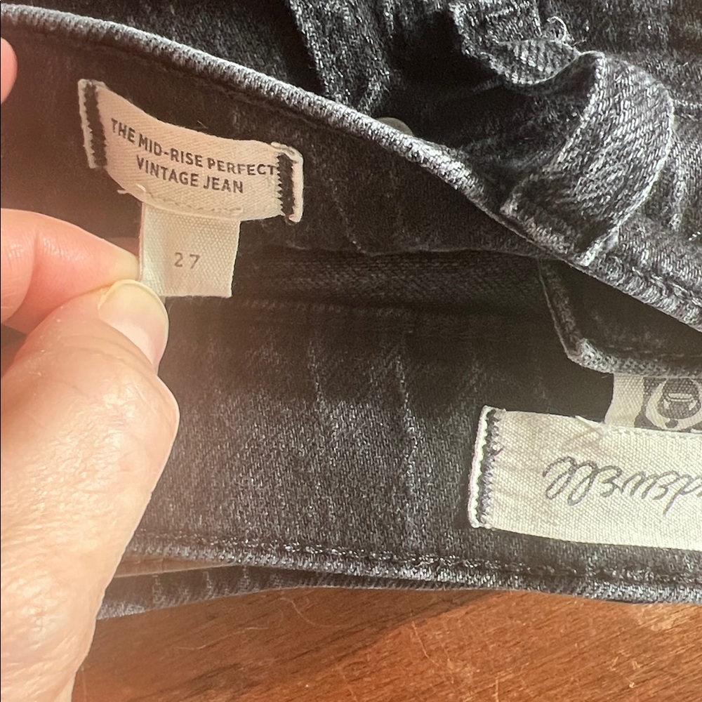 Madewell the mid rise perfect vintage Jean in black - Picture 7 of 7